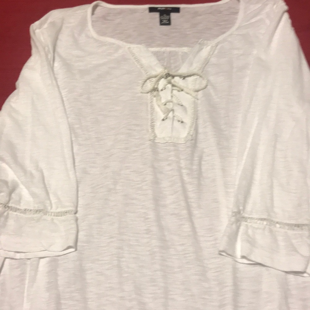 Women white cotton top